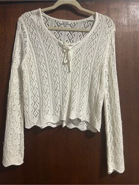 MAJOR label group size Medium Cream Crochet Tie-Front Sweater